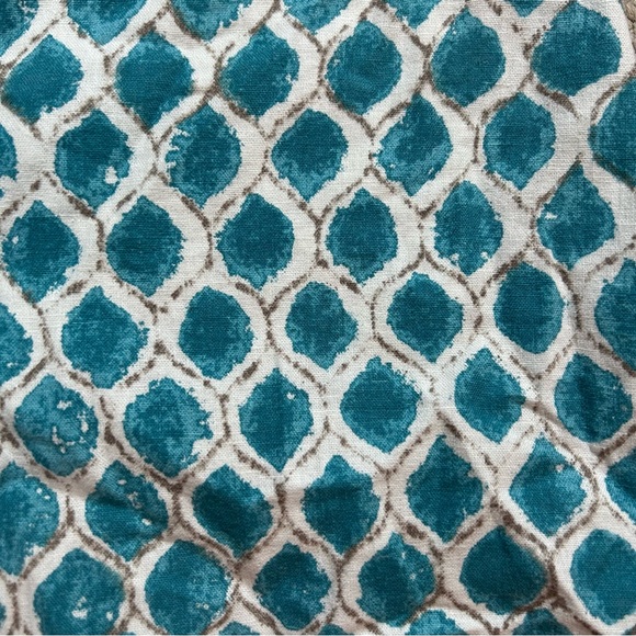 Loft Ann Taylor NWT Blue Geometric Chino Womens 00 Flat Front Shorts 4" Inseam - Picture 3 of 12